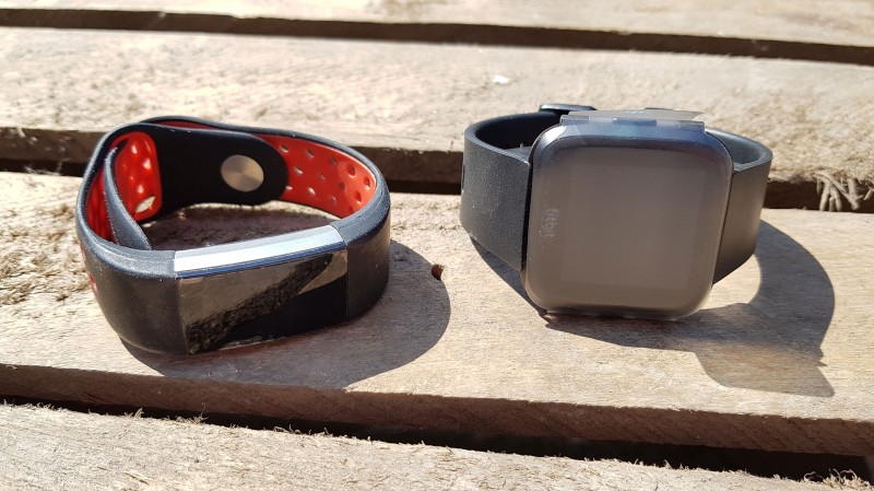 Fitbit Versa vs. Charge 2